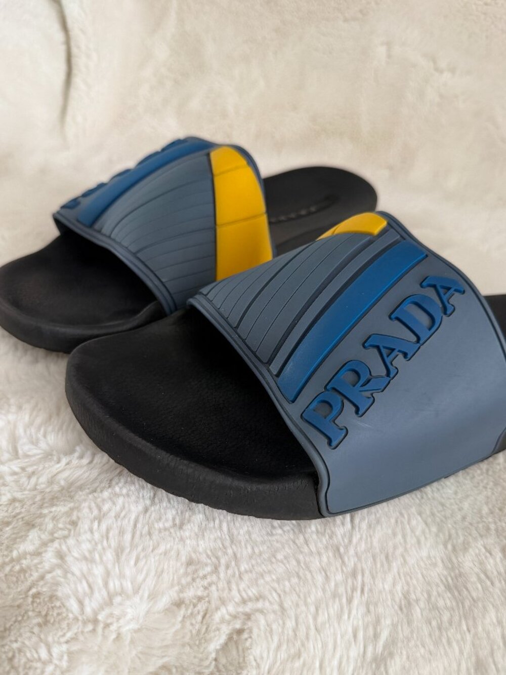 Prada Men's Blue & Yellow Rubber Logo Slides Sandals Size: 12 - Picture 4 of 14